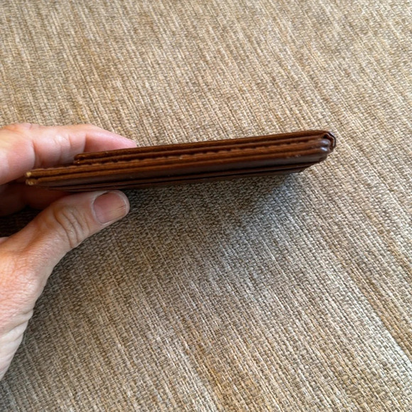 Mens leather magnetic clip wallet - Picture 3 of 9